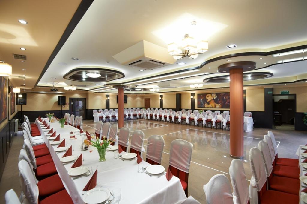 Hotel Texicana Sulechów 外观 照片